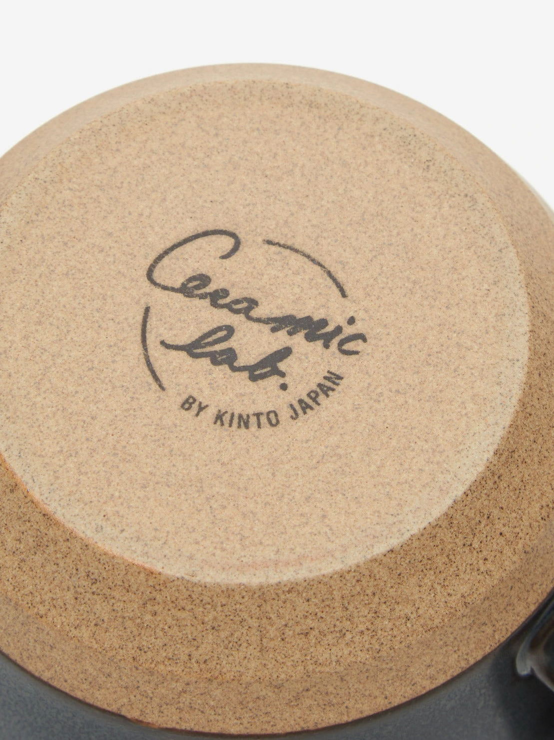 Kinto CLK-151 Wide Mug - Black 6 Kinto CLK-151 Wide Mug - Black - Image 4