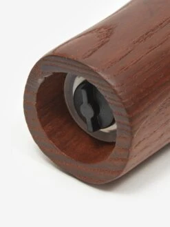 Ferm LIVING Cairn Grinder - Dark Brown 9 Ferm LIVING Cairn Grinder - Dark Brown -Home Decoration&Supplies 91646 F FERM LIVING CAIRN GRINDER DARK BROWN SS23 GOODHOOD 27540