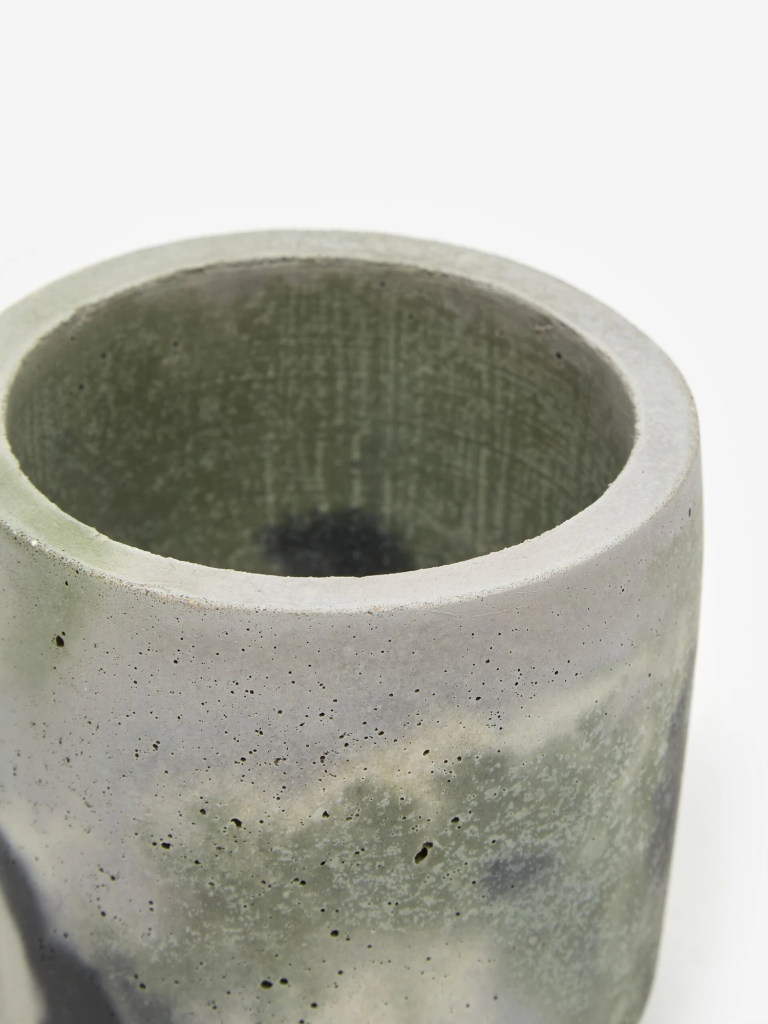 Smith And Goat X Goodhood Medium Concrete Plant Pot - Green And Lilac 4 Smith And Goat X Goodhood Medium Concrete Plant Pot - Green And Lilac - Image 2