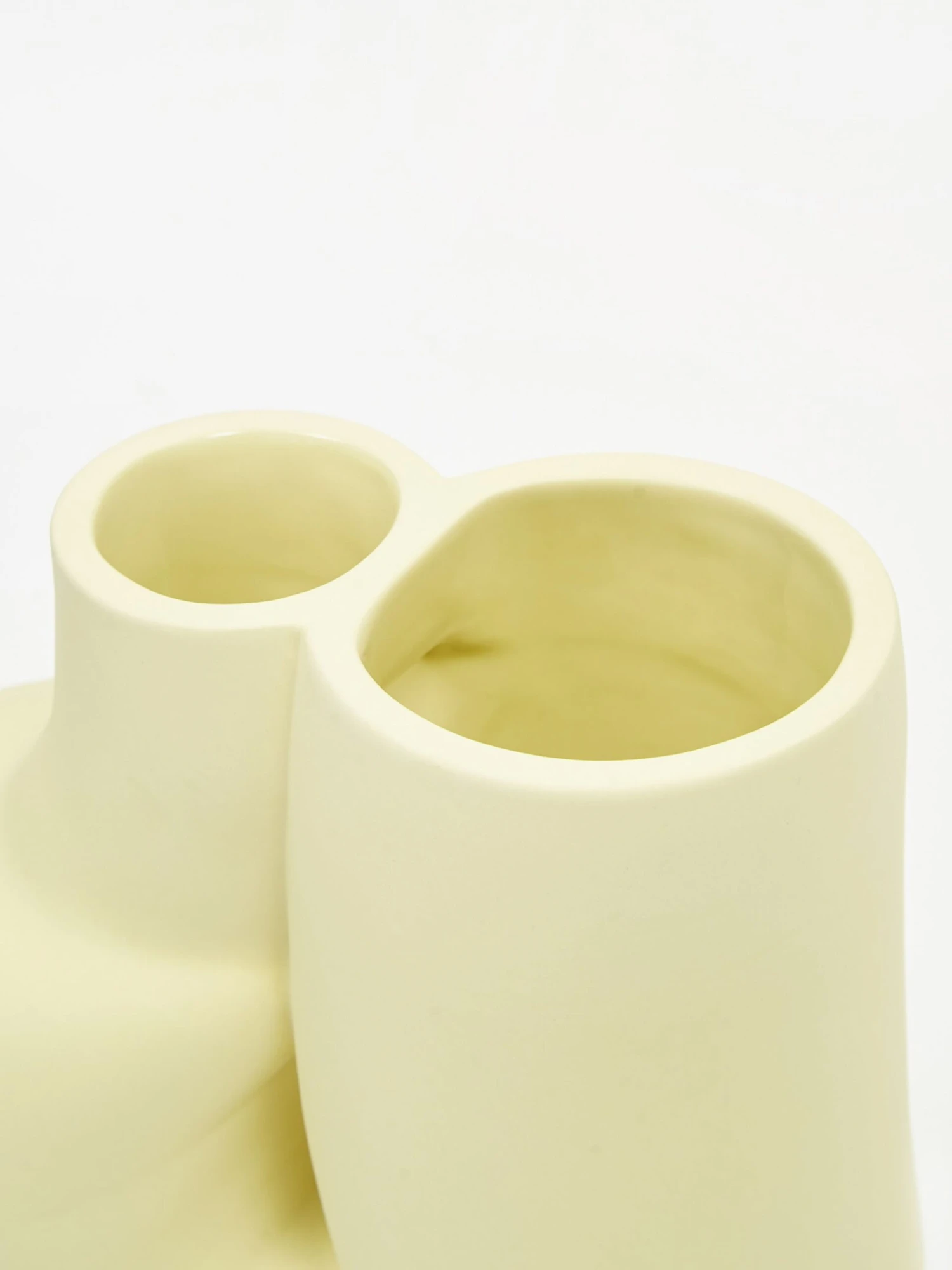HAY W&S Chubby Vase - Soft Yellow 6 HAY W&S Chubby Vase - Soft Yellow - Image 4
