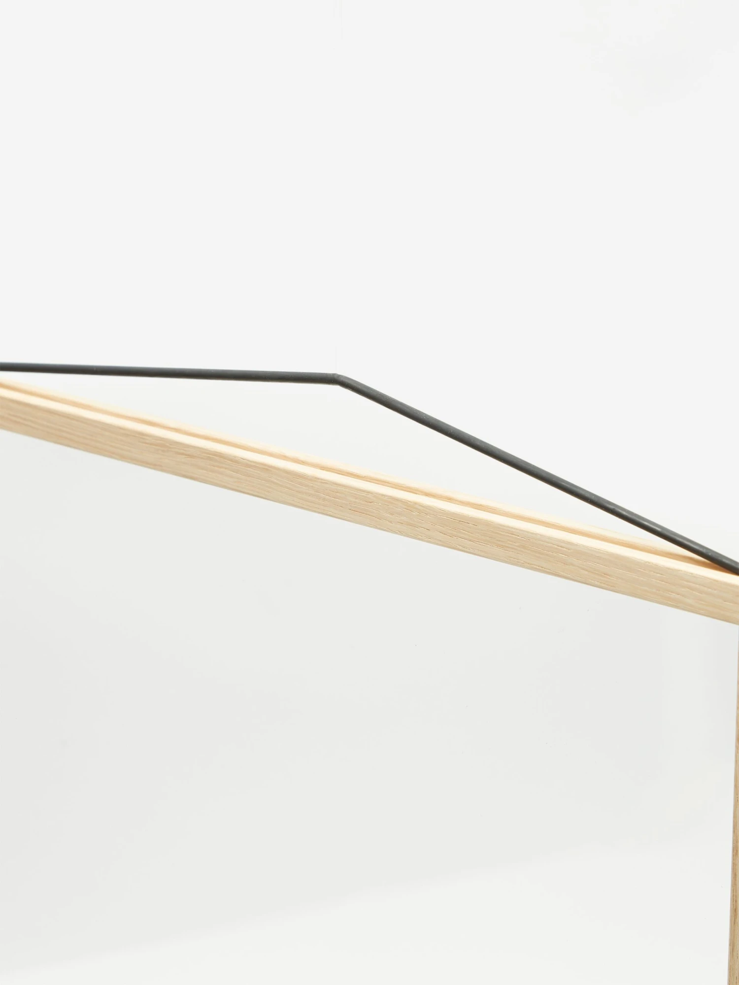 MOEBE A3 Picture Frame - Oak 5 MOEBE A3 Picture Frame - Oak - Image 3