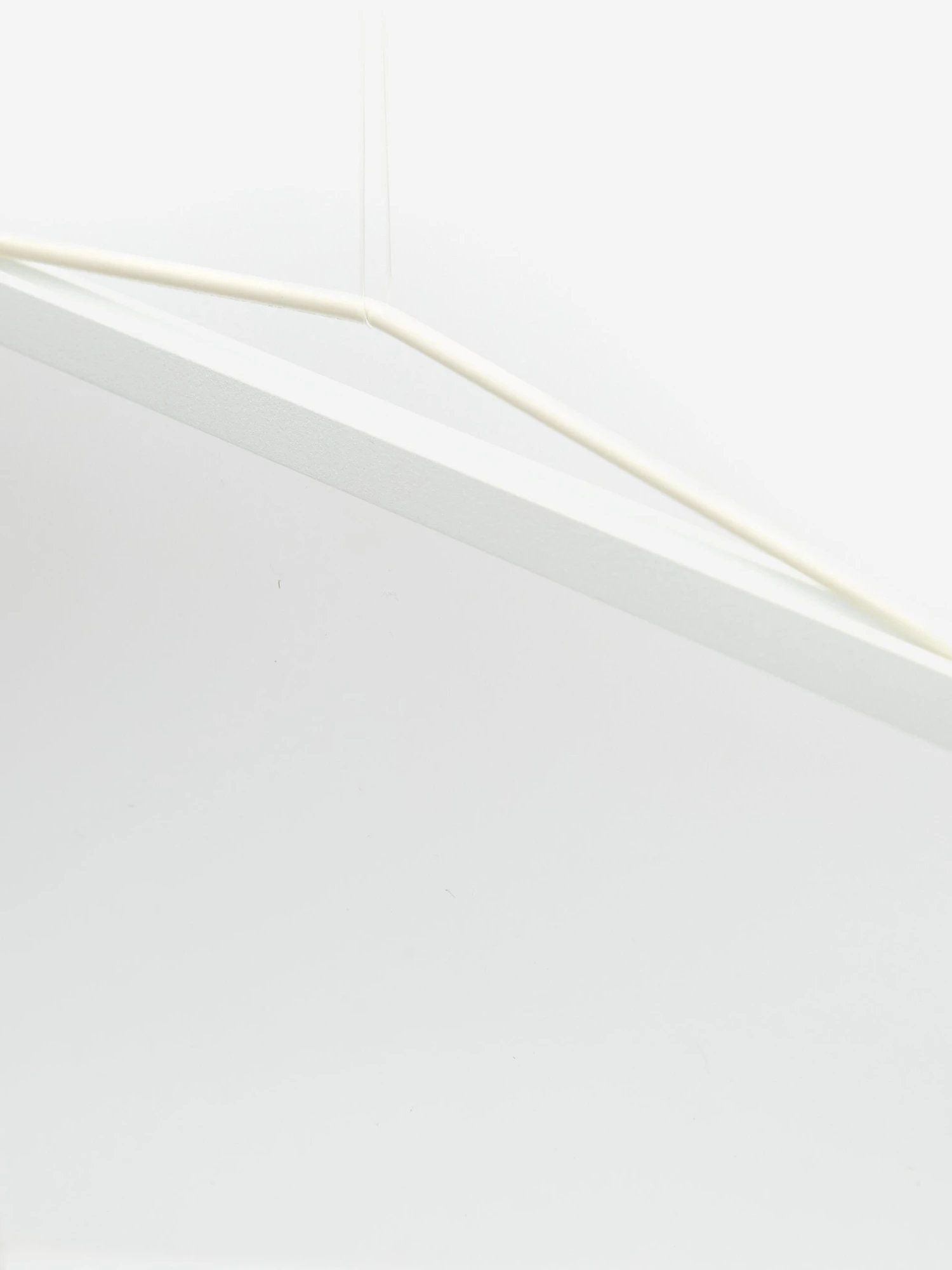 MOEBE A4 Picture Frame - White 4 MOEBE A4 Picture Frame - White - Image 3